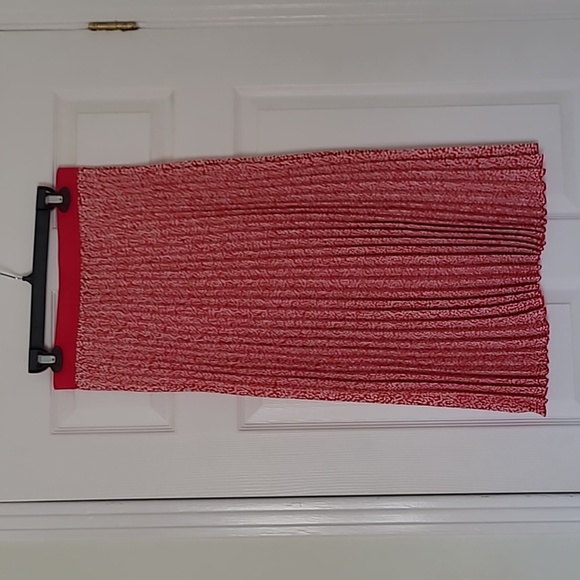 Vince Camuto Pleated Skirt ❤️ - Picture 3 of 5